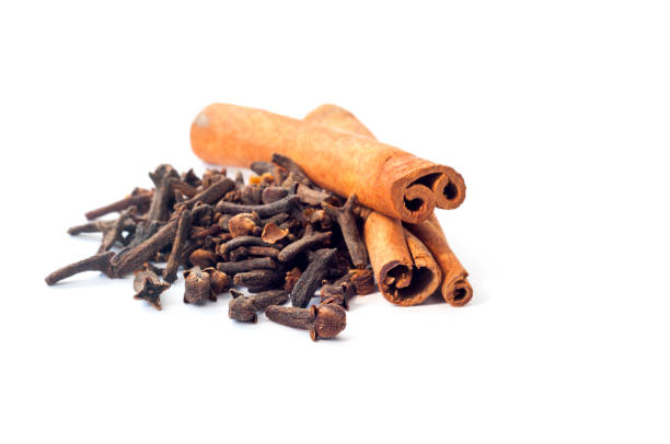 Boost Your Chances of Quick Pregnancy with Cloves and Cinnamon