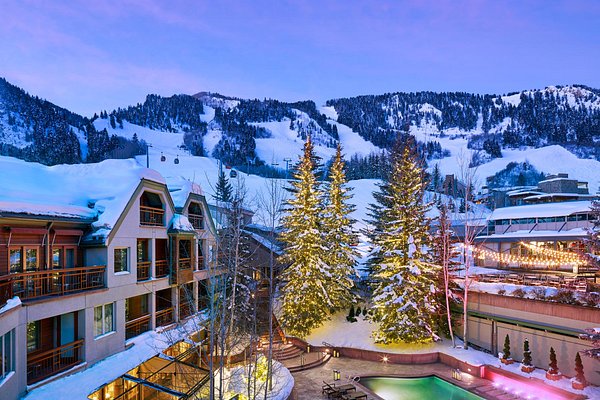 The 12 Best Places to Visit This Winter in the USA