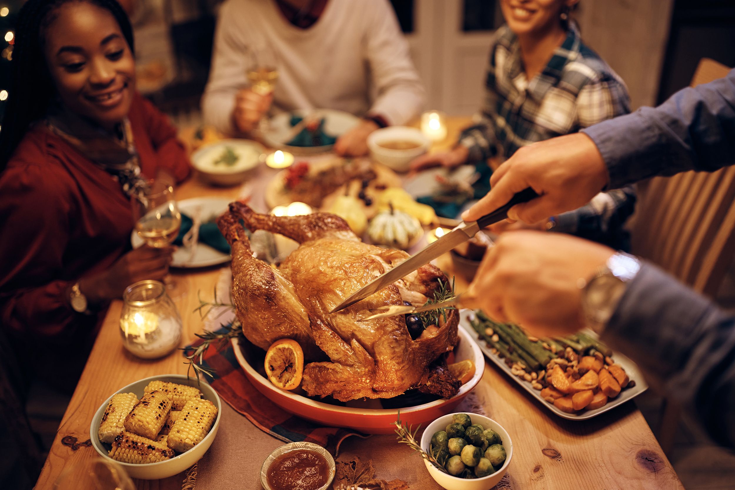 The Best Time To Eat Thanksgiving Dinner According To Experts